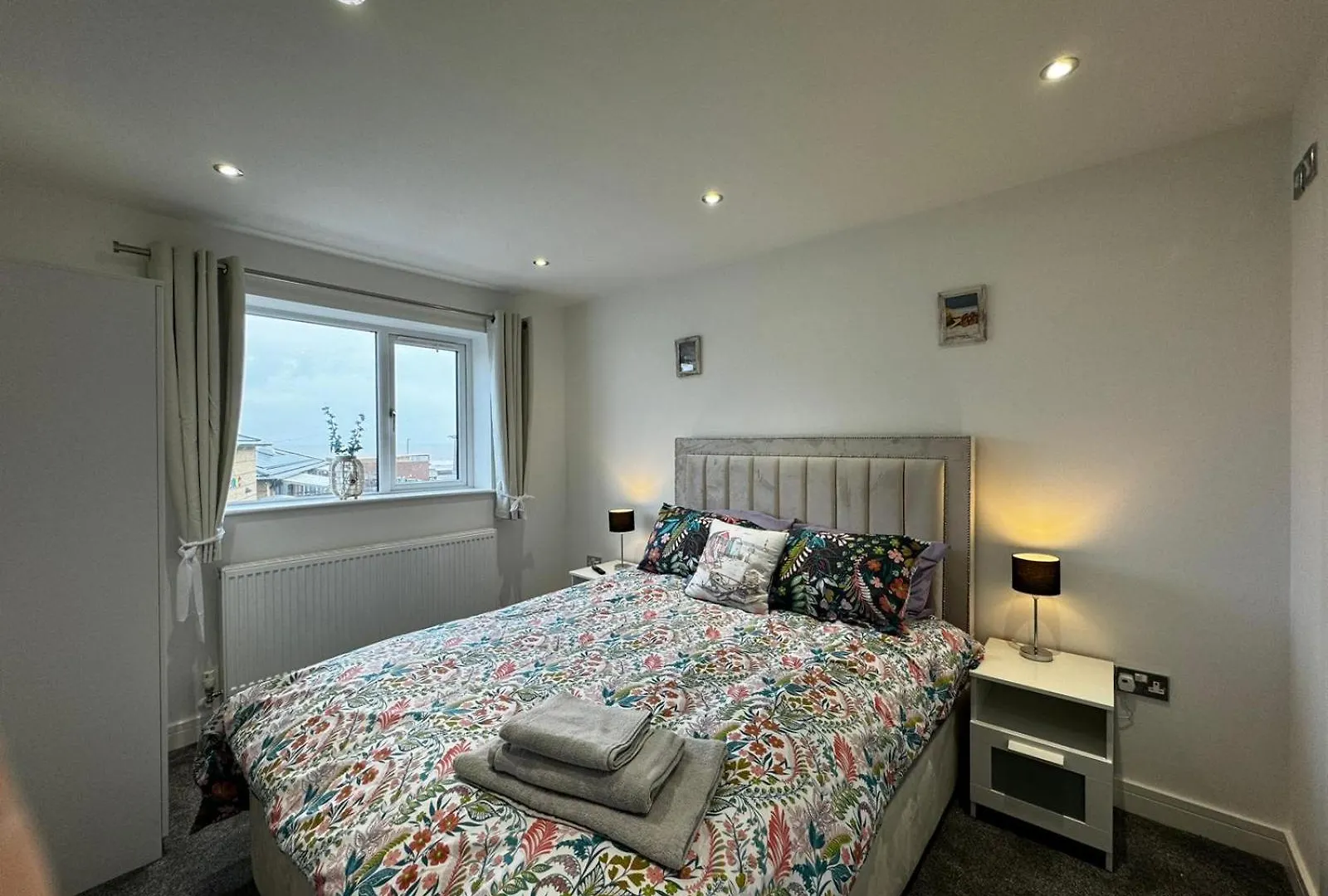 Dom wakacyjny Willa Driftwood - Hornsea Town House With Sea Views And Balconies Wielka Brytania